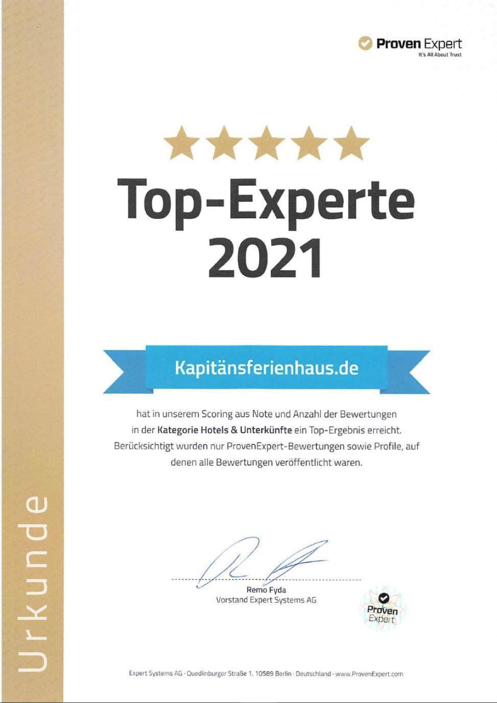 Ruegenferienhaus - Schaprode Hafen Exterior foto